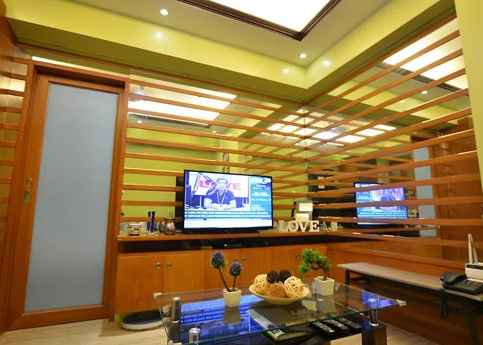 A Homey Place At Adriatico Apartment Manila